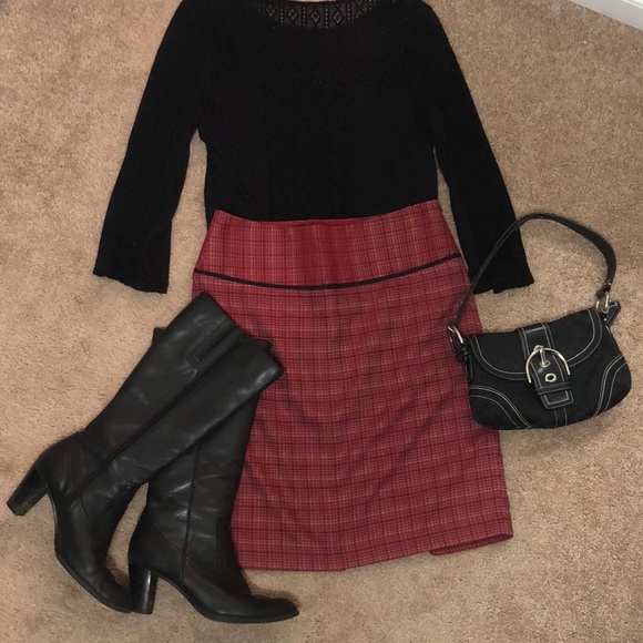 The Limited Dresses & Skirts - The Limited red plaid skirt size 6